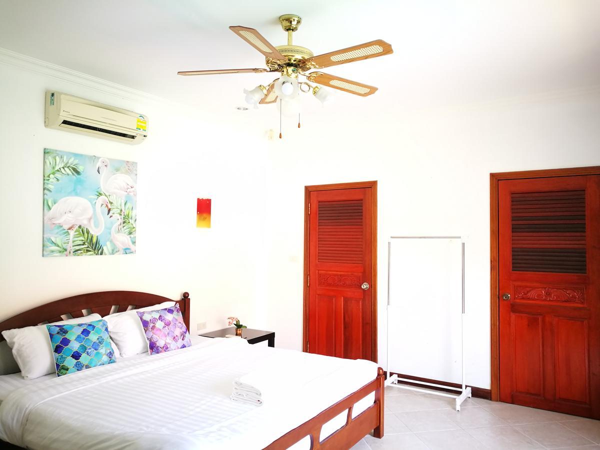 The Beach Pool Villa Pattaya Exterior photo
